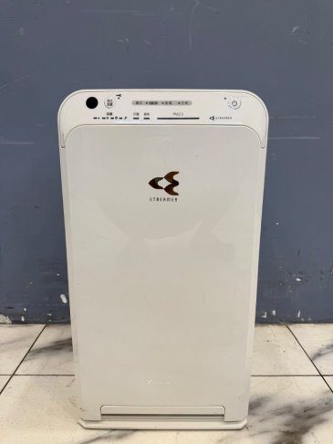 空氣清淨機實品照
